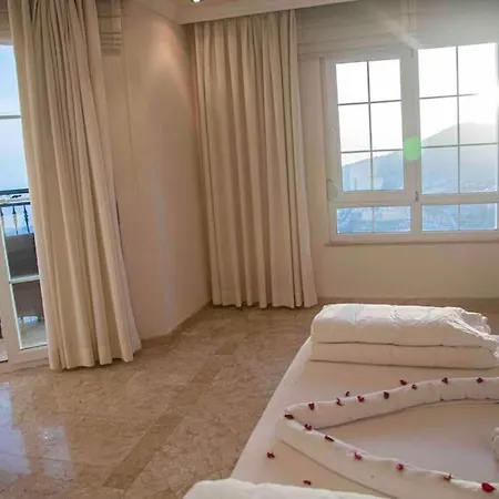 Teras Villa Alanya