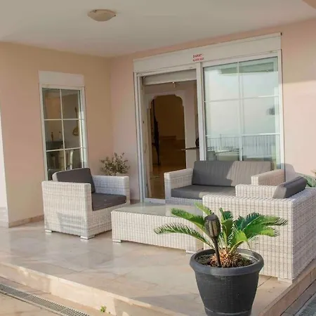 Teras Villa
